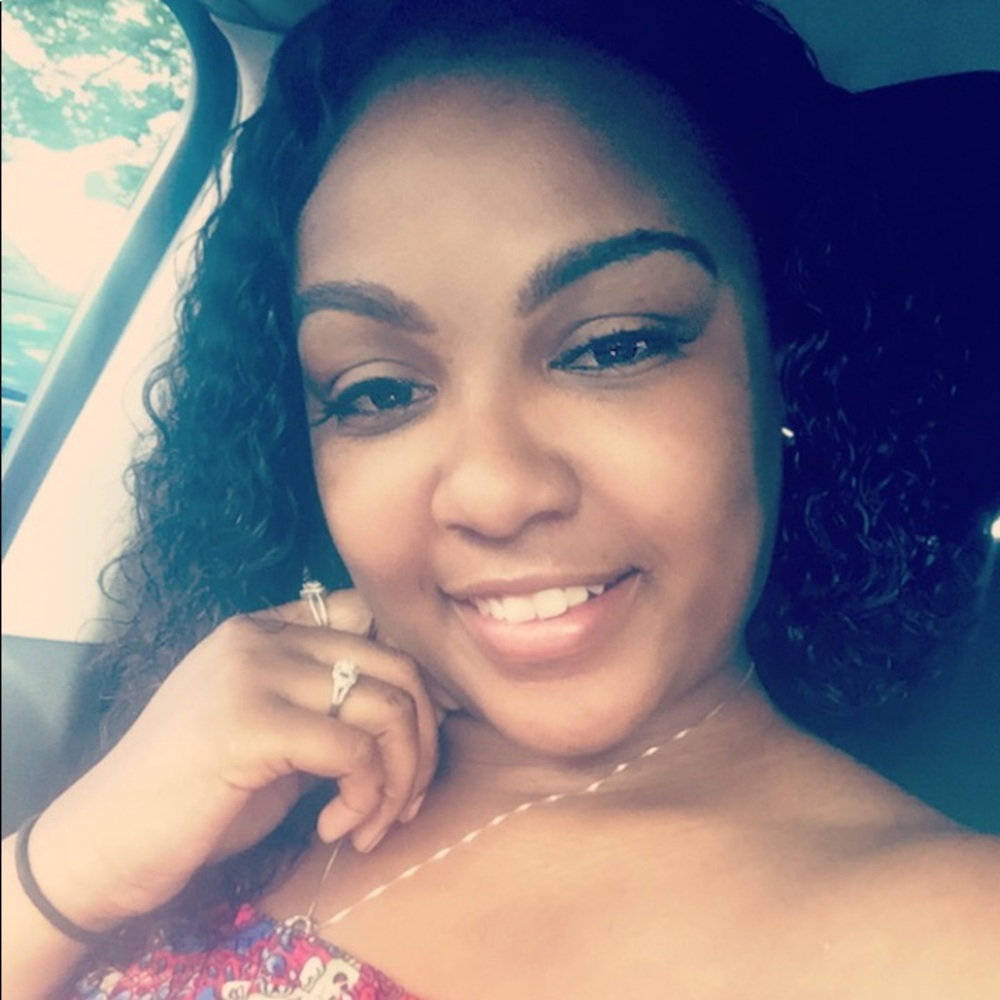 Meet your Posher, Ishawndra